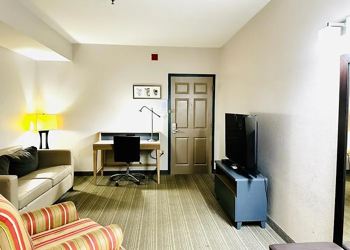 Radiant Inn And Suites