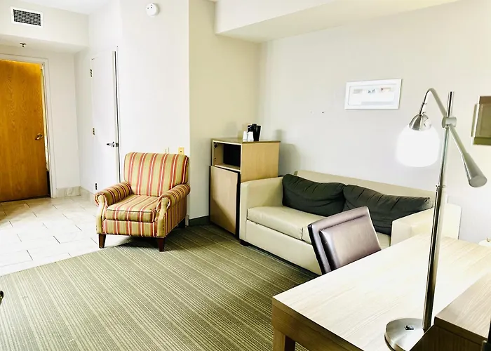Radiant Inn And Suites